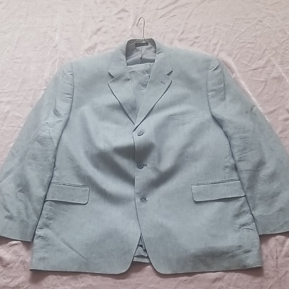 Men's 100% Linen suit by Bachrach